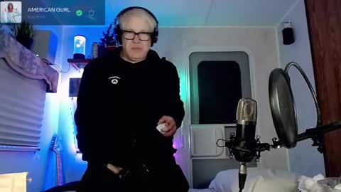 Viiscount  Snarfle Von Snarfenberg online show from March 4, 2025, 2:21 pm