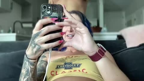 SnicksandLuka online show from July 28, 2026, 3:54 pm