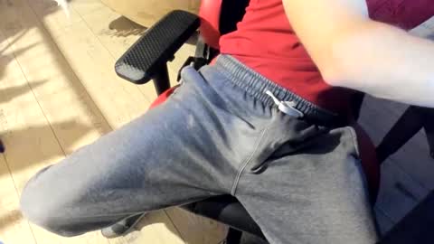 snip1977 online show from January 16, 2025, 4:28 pm