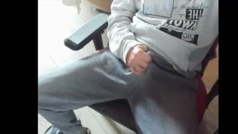 snip1977 online show from February 20, 2025, 9:22 am