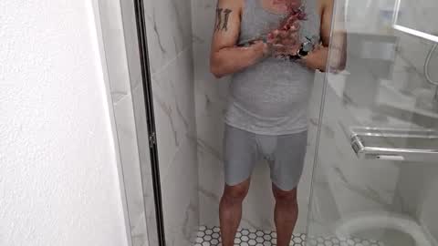 Snapshot of snizniz chatting on December 9, 2024, 7:28 am snizniz online show from December 9, 2024, 7:28 am