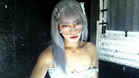 snoky_serna online show from April 24, 2026, 6:27 am