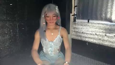 snoky_serna online show from May 12, 2026, 3:36 am