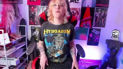      online show from June 26, 2026, 7:18 pm