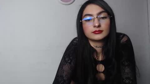 Snapshot of snow_sweet chatting on April 8, 2026, 8:36 am snow_sweet online show from April 8, 2026, 8:36 am