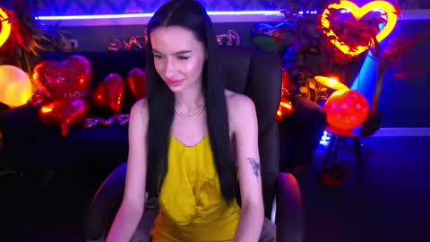 Snapshot of snow_whiteeex chatting on February 11, 2025, 2:24 pm snow_whiteeex online show from February 11, 2025, 2:24 pm
