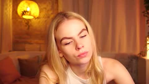 Hanna online show from November 3, 2025, 9:43 am