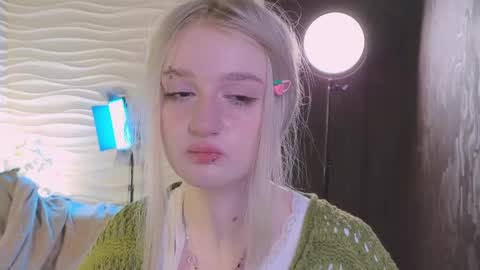 Ellie online show from May 7, 2026, 5:35 am
