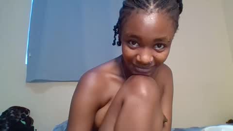 Snowie eyes online show from November 8, 2025, 12:49 pm