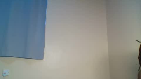 Snowie eyes online show from December 15, 2025, 12:53 pm