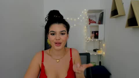 Snapshot of snowingwinter chatting on February 24, 2025, 10:47 pm snowingwinter online show from February 24, 2025, 10:47 pm