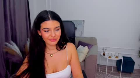 Snapshot of snowingwinter chatting on March 12, 2025, 12:31 am snowingwinter online show from March 12, 2025, 12:31 am