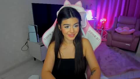 Snapshot of snowingwinter chatting on September 28, 2025, 7:41 pm snowingwinter online show from September 28, 2025, 7:41 pm