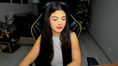 Snapshot of snowingwinter chatting on January 11, 2026, 7:30 pm snowingwinter online show from January 11, 2026, 7:30 pm