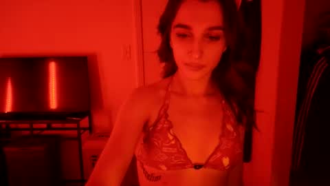 Snapshot of so_icy_ivy chatting on February 27, 2026, 12:32 am Babygirl Ivy online show from February 27, 2026, 12:32 am