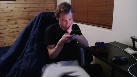 socalsmystery69 online show from October 29, 2025, 7:32 am