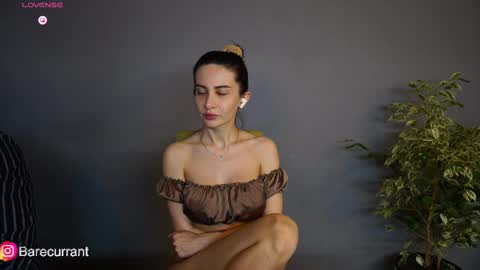 Snapshot of sochnogirls chatting on February 20, 2025, 1:36 am Yesenia online show from February 20, 2025, 1:36 am