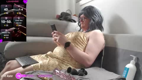 Snapshot of socially_awk chatting on January 23, 2025, 11:36 pm socially_awk online show from January 23, 2025, 11:36 pm