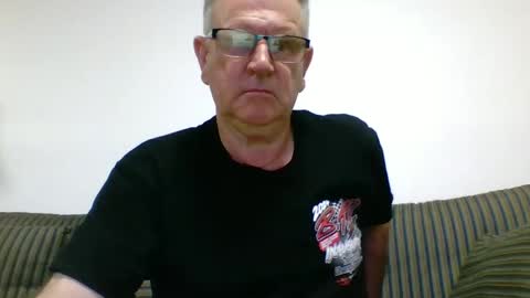 Snapshot of sofar06 chatting on December 7, 2024, 12:13 pm sofar06 online show from December 7, 2024, 12:13 pm