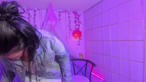 Snapshot of soffi_roberts chatting on January 18, 2025, 6:43 pm sofiia online show from January 18, 2025, 6:43 pm