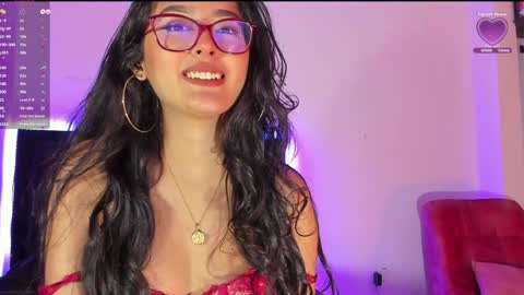 Snapshot of soffi_sweet1 chatting on December 14, 2024, 2:34 am Danna online show from December 14, 2024, 2:34 am