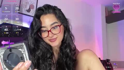 Snapshot of soffi_sweet1 chatting on February 16, 2025, 9:37 am Danna online show from February 16, 2025, 9:37 am