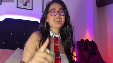 Snapshot of soffi_sweet1 chatting on March 2, 2025, 3:34 am Danna online show from March 2, 2025, 3:34 am