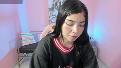 Snapshot of soffi_x chatting on April 29, 2026, 9:35 am soffi_x online show from April 29, 2026, 9:35 am