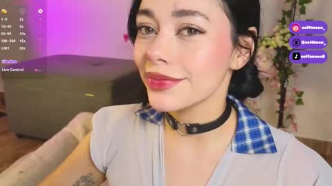 Snapshot of soffimoon_ chatting on October 11, 2025, 2:44 am IG Soffimoon I THANK YOU FOR LEAVING YOUR FOLLOW online show from October 11, 2025, 2:44 am