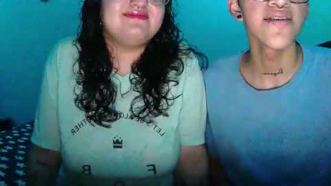 soffje00 online show from September 18, 2025, 4:58 am