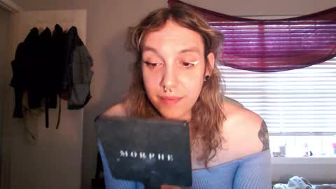 Lilytea online show from December 1, 2025, 9:09 pm