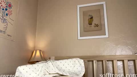 Snapshot of sofftrose chatting on February 17, 2025, 1:04 am Julia online show from February 17, 2025, 1:04 am