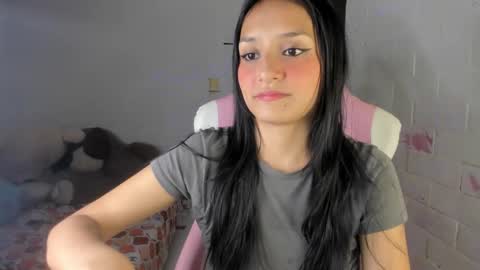 sofia online show from October 9, 2025, 5:16 am