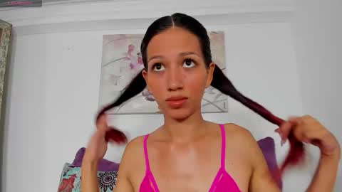 Sofi  online show from November 7, 2025, 11:32 am