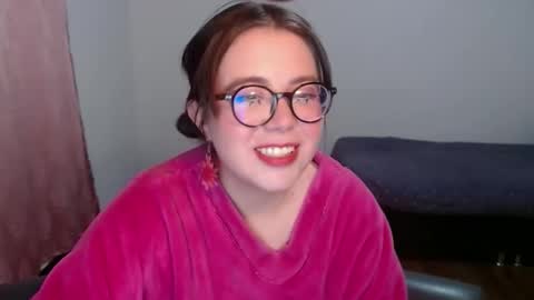 Snapshot of sofi_lynch chatting on December 5, 2025, 6:22 am Sofi Lynch online show from December 5, 2025, 6:22 am