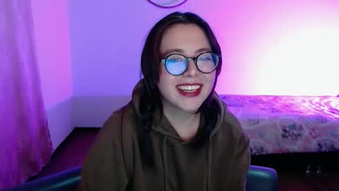 Sofi Lynch online show from January 18, 2026, 5:00 am