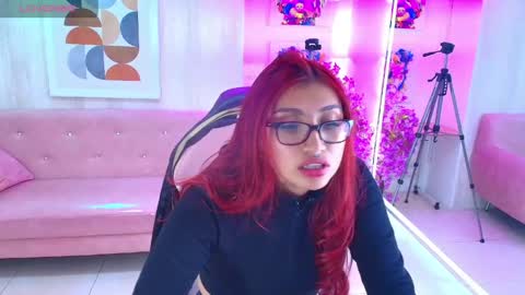 Snapshot of sofi_monroeee chatting on May 29, 2026, 7:23 pm Sofia online show from May 29, 2026, 7:23 pm