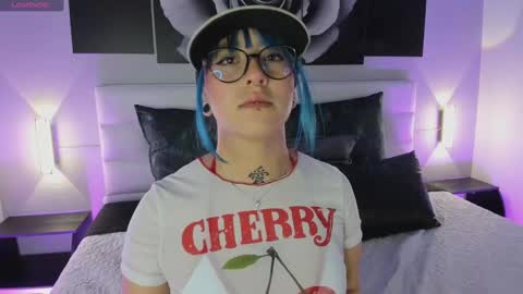 sofi_sp online show from October 16, 2025, 11:33 am