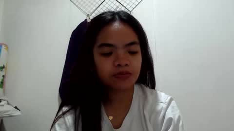 Snapshot of sofia_587145 chatting on May 30, 2026, 10:23 am sofia_587145 online show from May 30, 2026, 10:23 am