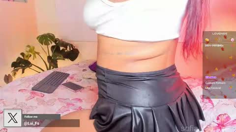 Snapshot of sofia__lujan chatting on October 26, 2025, 1:11 am call me L U online show from October 26, 2025, 1:11 am