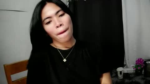 Snapshot of sofia_ava24 chatting on November 6, 2025, 5:52 am Chady online show from November 6, 2025, 5:52 am