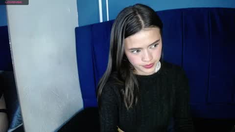 Snapshot of sofia_claark chatting on February 3, 2025, 3:49 pm Sofi online show from February 3, 2025, 3:49 pm