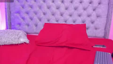 Snapshot of sofia_girl_ chatting on April 18, 2026, 7:56 am SOFIA online show from April 18, 2026, 7:56 am