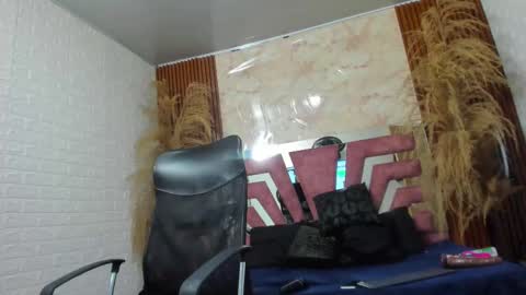 Snapshot of sofia_gutierrez__ chatting on February 16, 2025, 12:52 am sofia gutierrez online show from February 16, 2025, 12:52 am