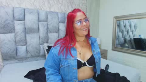 Snapshot of sofia_gutierrez__ chatting on September 15, 2025, 2:55 am sofia gutierrez online show from September 15, 2025, 2:55 am