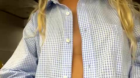 sofia_marbella online show from June 20, 2026, 2:14 am