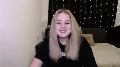 Snapshot of sofia_rosemary chatting on December 3, 2024, 7:44 pm sofia_rosemary online show from December 3, 2024, 7:44 pm