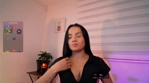 Snapshot of sofia_sb chatting on September 9, 2025, 4:01 am Jessica Sofia online show from September 9, 2025, 4:01 am