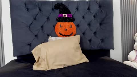 sofi online show from October 25, 2025, 11:51 am