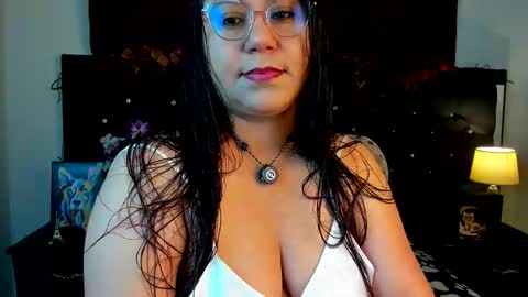 Snapshot of sofia_sorceress chatting on September 23, 2025, 9:45 am sofia_sorceress online show from September 23, 2025, 9:45 am